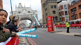 London Marathon 2019 winners Brigid Kosgei & Eliud Kipchoge at Tower bridge (Never give up runners)
