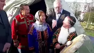 Жириновский изгоняет бесов