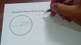 Hitunglah keliling lingkaran dengan jari-jari 14 cm