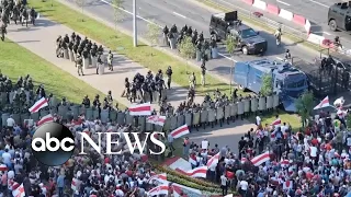 Huge protests flood Belarus’ capital again, defying crackdown