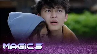 Khawatir Banget! Rahsya Langsung Peluk Naura, Apa yang Terjadi? | Magic 5 - Episode 4