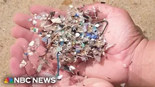 Researchers working to keep microplastics from laundry out of water supply