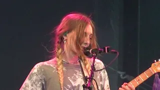 Wet Leg - Wet Dream (Live at Coachella 2023)