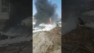 В Петропавловске пожарные пеной тушили резервуар из-под топлива