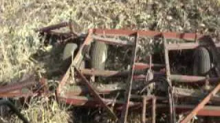 IH 1086 Discing Corn Stalks