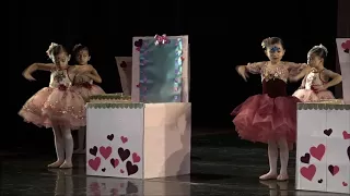 Ballet  Cuarto Axioma "Las Cajas Musicales"