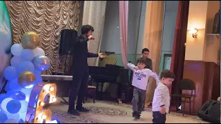 Супер Лезгинка 2022 Парень Танцует Красиво Чеченская Гогия ALISHKA Выступление ALI OSMANOV Концерт