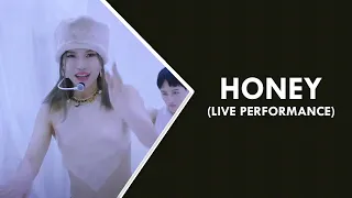 SOLAR - HONEY (LIVE PERFORMANCE)