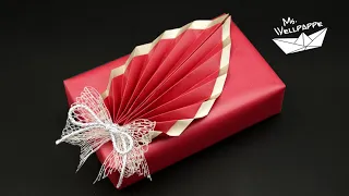 Simple Gift Wrapping