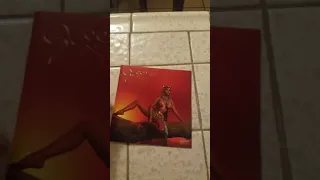 Nicki Minaj Queen Target deluxe edition CD unboxing