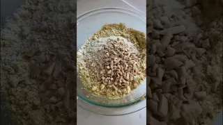 Making Macau Style Almond Mung Bean Cookies