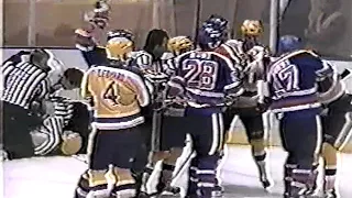 Dave Williams vs Esa Tikkanen