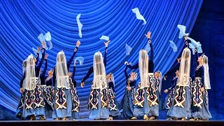 Հայկական Պար  Armenian Dance Ensemble BERT - " Hov areq " ԲԵՐԴ ԱՆՍԱՄԲԼ