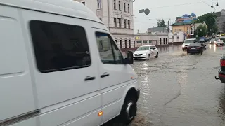 Чернівці 29.07.2021 Сильна злива , залізничний вокзал