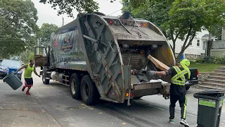 EZ Disposal Garbage Truck Packing The Final Hour Of Trash