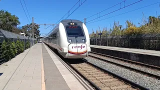 🇺🇦Двійний Електропоїзд #Renfe 449 проїжджає станцію Viladecans