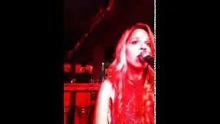 Jennifer Lynn performing "Fast Car" by Tracy Chapman