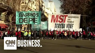 Entenda a crise econômica vivida pela Argentina | LIVE CNN