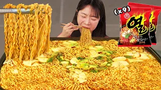 Korean supersize spicy instant noodles EATINGSHOWㅣRAMEN MUKBANG