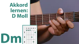 D Moll Gitarre - D Moll Akkord auf der Gitarre greifen