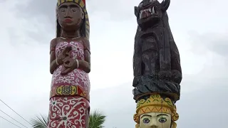 Kampung Dayak Tewoyan di pedalaman Kalimantan Tengah. Desa Hajak, Barito Utara.