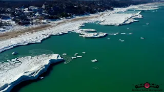 Indiana Dunes State Park Stunning Shelf Ice Full Shoreline Tour 4K Drone Footage Feb 2022