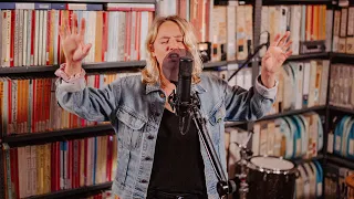 Lissie - Cowboy Take Me Away - 5/8/2019 - Paste Studios - New York, NY