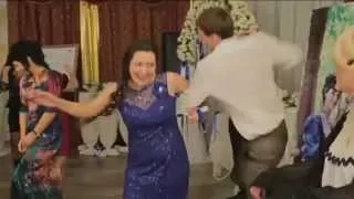 Выкуп невесты на свадьбе. Танцевальный выкуп невесты.