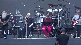 Phil Collins & Bridgette Bryand - Seperate Lives Berlin 2019