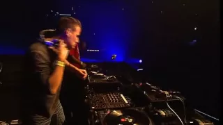 Qlimax 2003 - Pavo