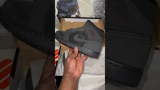 Jordan 1 mid SE Craft dark smoke grey/ black is the best Jordan 1 mid we have seen this year.