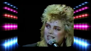 oTaiTi Johnny Hallyday & Kim Wilde 1982  Your Teddy Bear (Let Me Be) (HD Live)