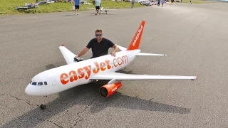 GIANT RC 1/9 SCALE "EASYJET" AIRBUS A319 AIRLINER - ANDY LMA RAF ELVINGTON AIRSHOW - 2015