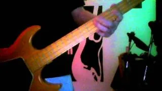 Longview-Green Day bass cover