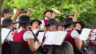 Musikkapelle Missen-Wilhams, Video 6 am 06. Juni 2024, beim Waldhäusle Waltenhofen,