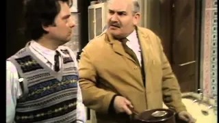 Open All Hours - S1-E1 - Full Of Mysterious Promise - Part 2