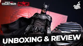 MUST HAVE! Hot Toys THE BATMAN and BAT-SIGNAL Deluxe Unboxing and Review!