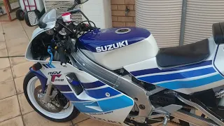 RGV 250 Suzuki 1991 VJ22 Rebuild almost done. Vinyl Decals Installed