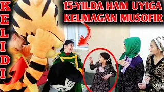 AKA SINGIL MUSOFIRLAR ONASINI TUG'ULGAN KUNIGA RASSIYADAN KELDI, 15-YILDA UYIGA KELMAGAN MUSOFIR