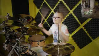 Avril Lavigne - Girlfriend - Drum Cover Play Through by Nikodem Hodur Age 10