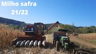 Colheita de Milho Safra 21/22(Boa Produtividade)