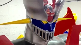 Mazinger Z   Figura 2,30 m. Construida a mano.