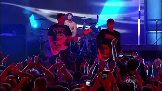 Blink-182 - What's My Age Again? (Live At Jimmy Kimmel Live!) HD