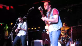 Theo Katzman- Love Is A Beautiful Thing