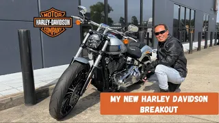 My new Harley Davidson Breakout. Hôm nay mình lên pickup xe H-D Breakout.