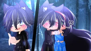 "❤️‍🩹"Lay all your love on me...___"gnt"___💜Aphmau💜