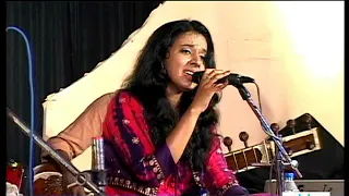 Thumbapoo peyyana poonilave | Sithara Krishnakuamar | Gazal