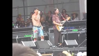 Red Hot Chili Peppers perform "Californication" at NOLA Jazz Fest 2022