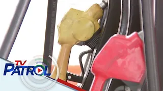 Pag-alis ng excise tax sa langis kinontra ng DOF | TV Patrol