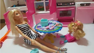 barbie chelsea and barbie morning routine - barbie video